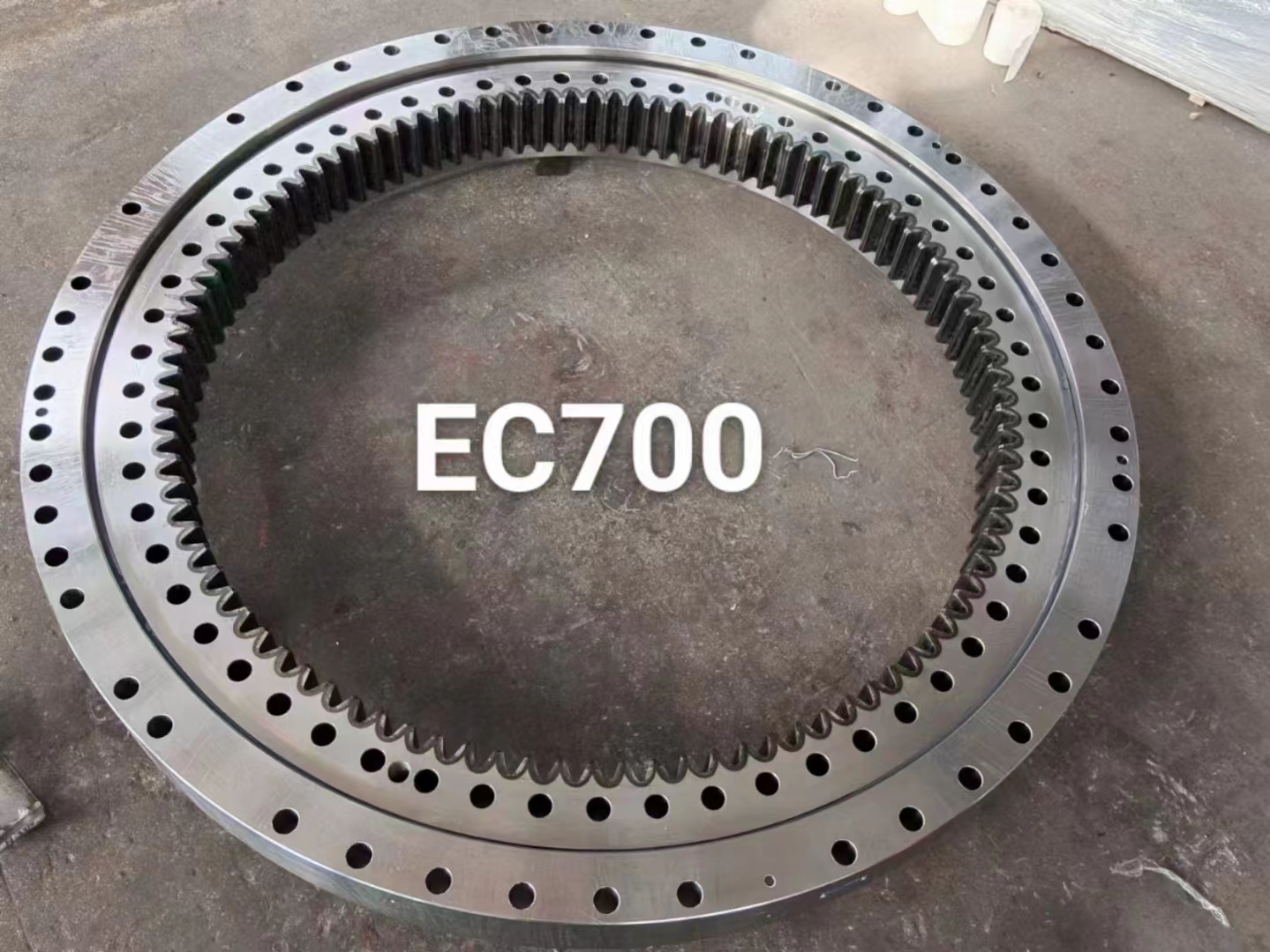Volvo Excavator Slewing Bearing Part No.14563341 for EC160B/C/D Customizable Options
