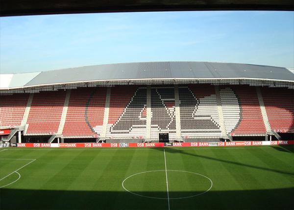 High Brightness Advertising Stadium LED Screen P10 Football Perimeter