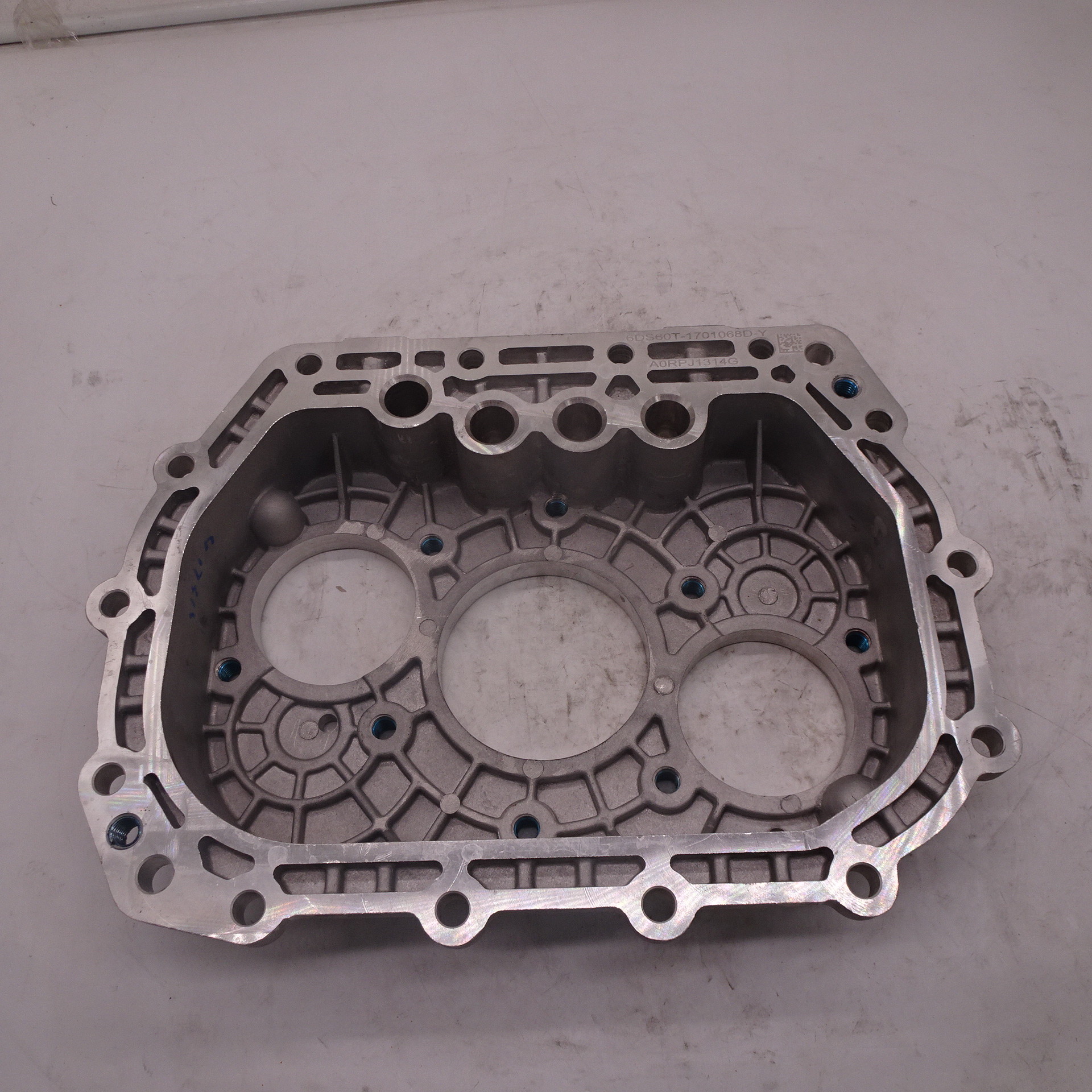Jianghuai Gelfa 6DS60T Fast gearbox gearbox back cover 6DS60T-1701070 Gearbox rear cover