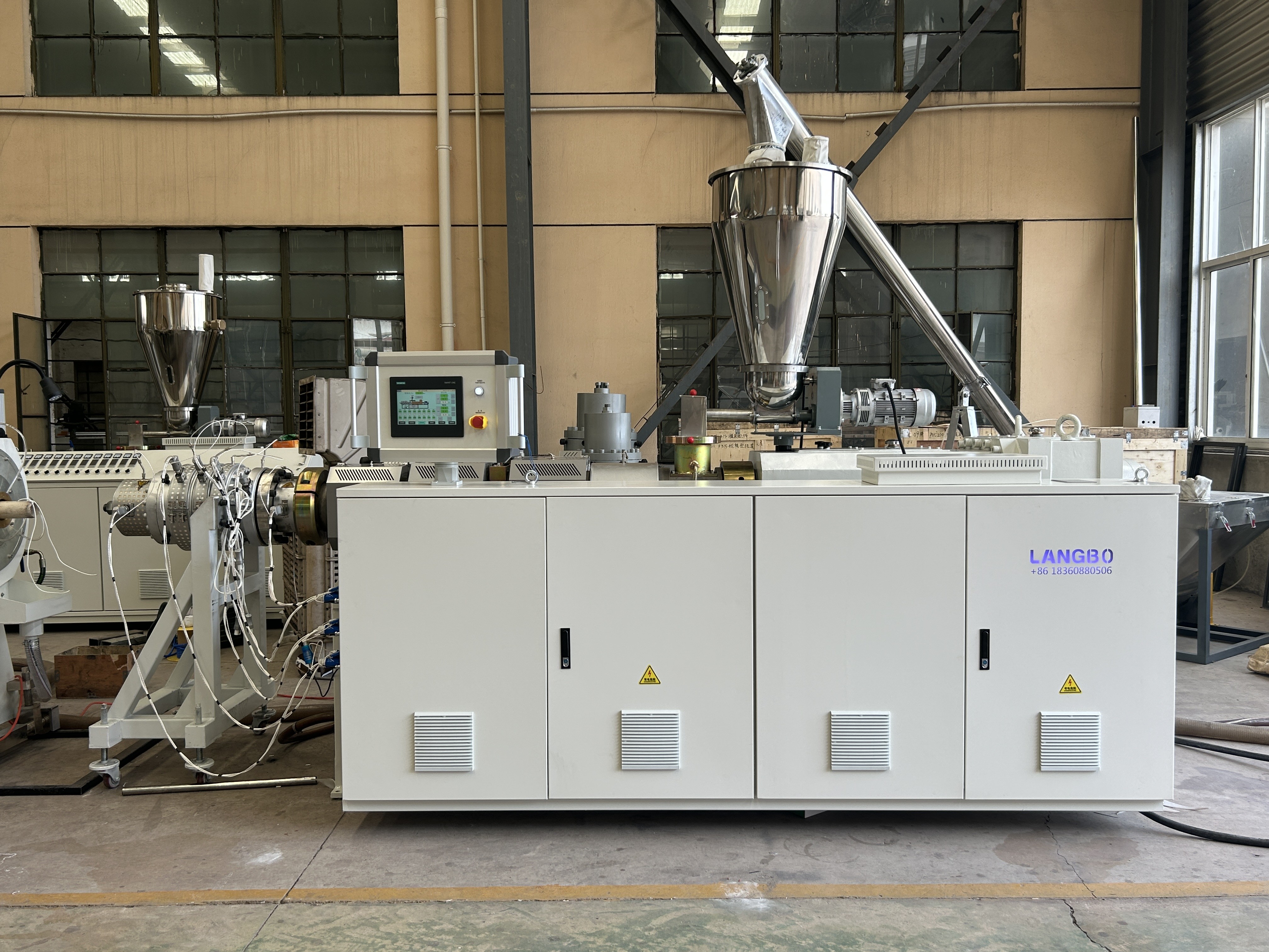 UPVC 75- 250mm Pvc Pipe Extrusion Line Machine With 80/156 Extruder