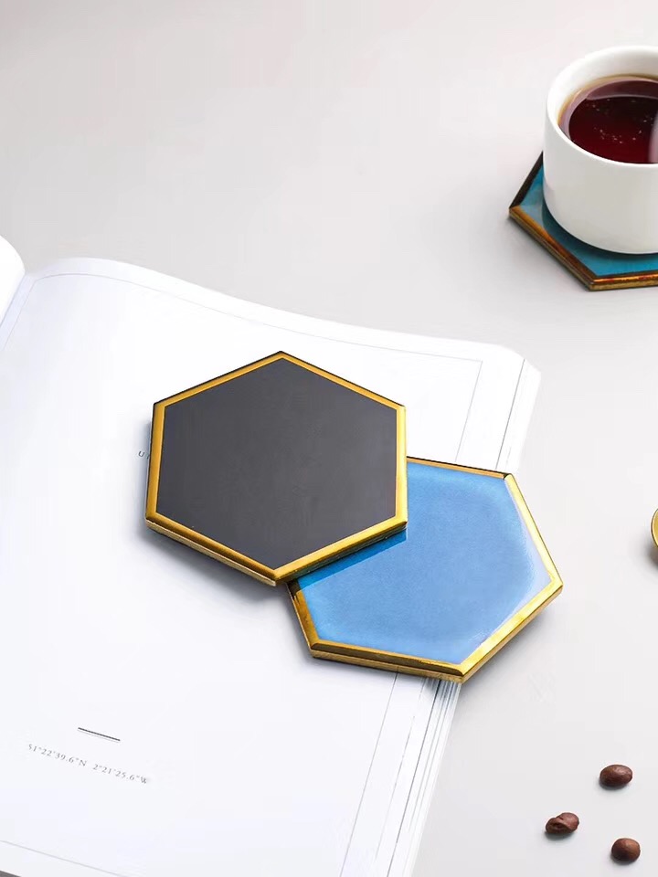 Waterproof Heat-insulated Pad Geometric Ceramic Coasters Luxury Gold Plated for Table