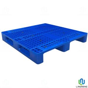 China 1100 X 1100 Heavy Duty Plastic Pallet Two Way  Entry Euro Warehouse Plastic Forklift Pallets on sale