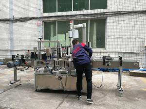 Quality Full Automatic Water Bottle Labeling Machine for Glass / PET Bottle wholesale