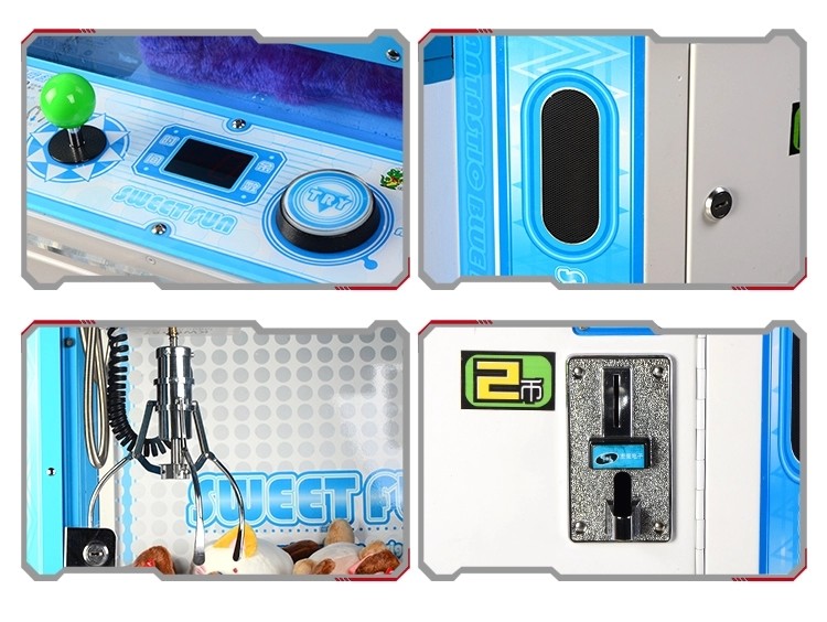 Small Gift Vending Machine Size 780*860*1900mm / Claw Toy Grabber Machine