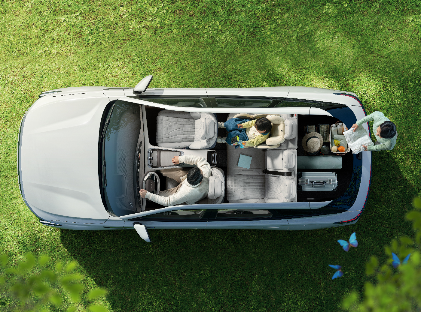 Chery Yaoguang C-DM Plug-In Hybrid Electric SUV With 1300km Range
