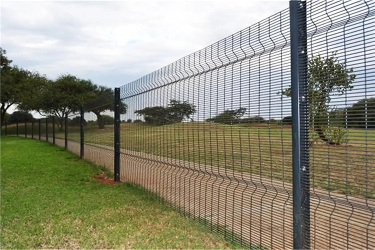 4mm Wire Diameter 358 Anti Climb Fence Welding Wire Mesh Fence