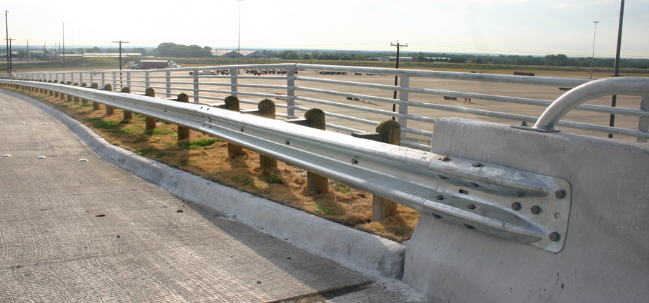 Road Safety Guardrail Bridge Terminal End Hot Dip Galvanized Construction Customized