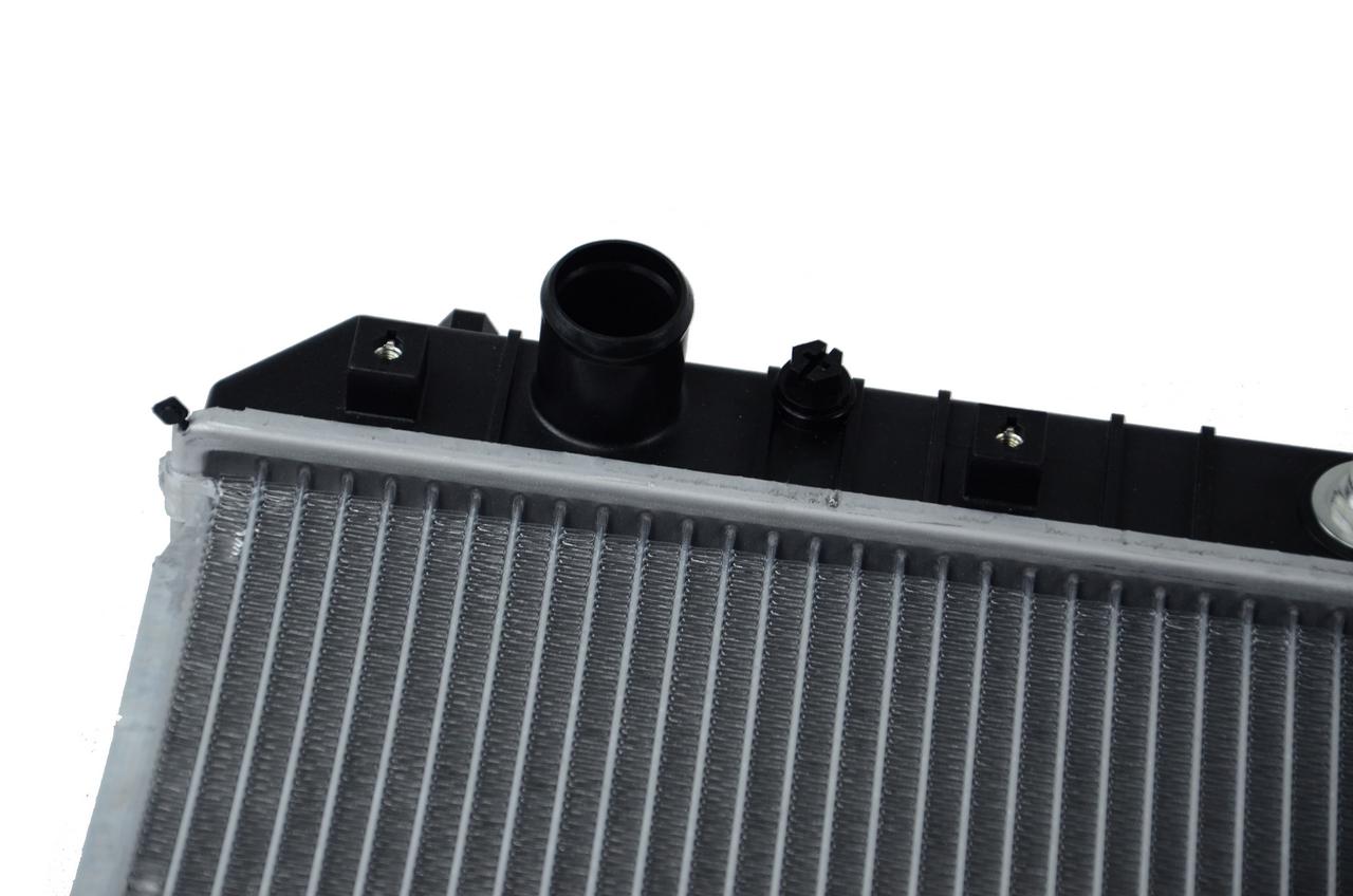 Buick EXCELLE 1.5 AT 2004-2016 Car Cooling System Plastic Water Tank Engine Coolant Cooler
