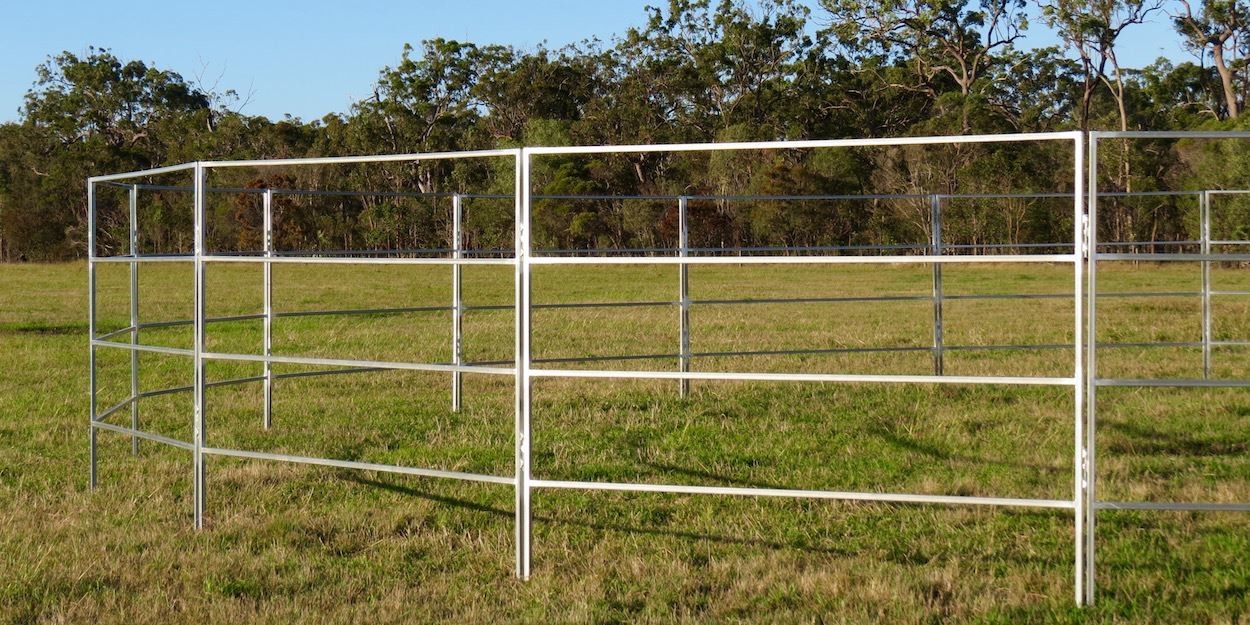 Australia Hot dipped galvanized 1.8x 2.1m livestock used horse panels for sale