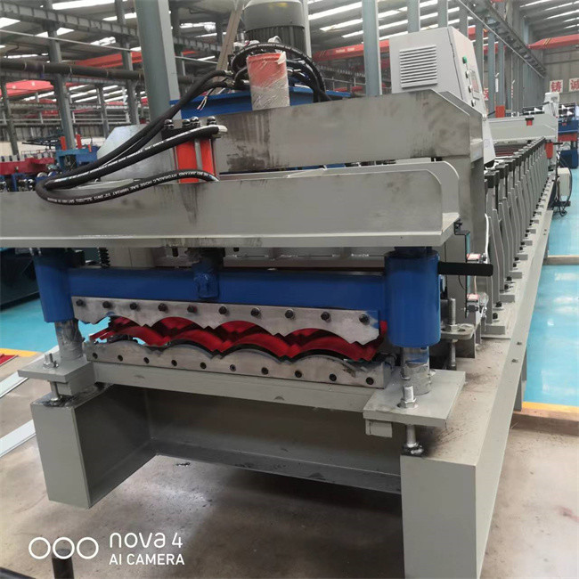 Iron steel high speed glazed tile roll forming machine 3-5m/min hydraulic shear