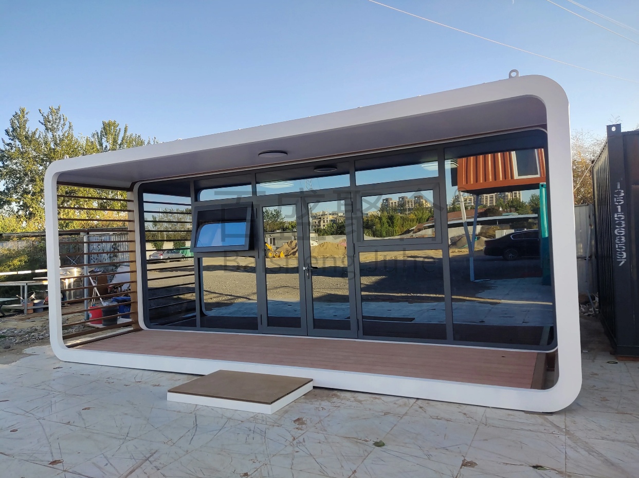Landscape Decoration Steel Structure Apple Cabin Eco Friendly and Customize Residential
