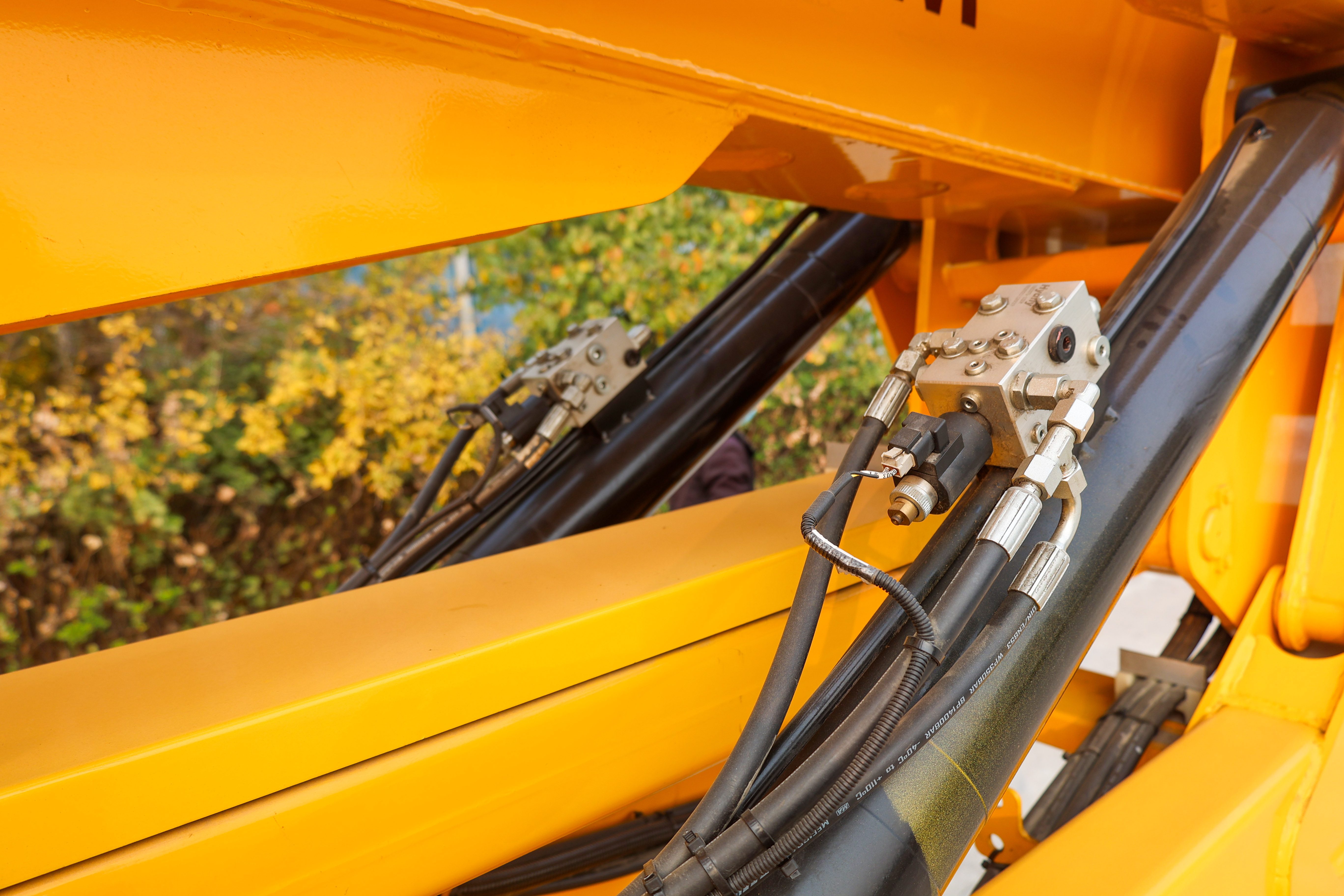 22m Self-propelled Boom Movable boom lift Fully Automatic Crank Boom Lifts