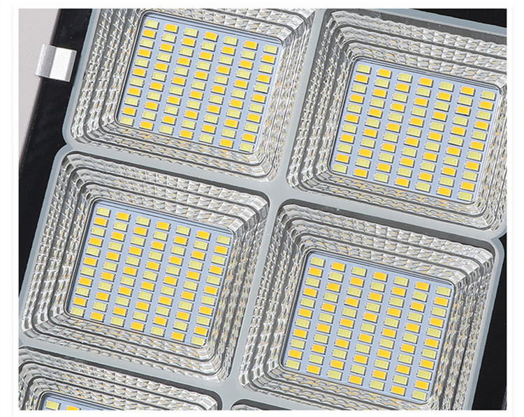 Outdoor High Lumen Led Street Light , 50w 100w Solar Powered Street Lights With Remote