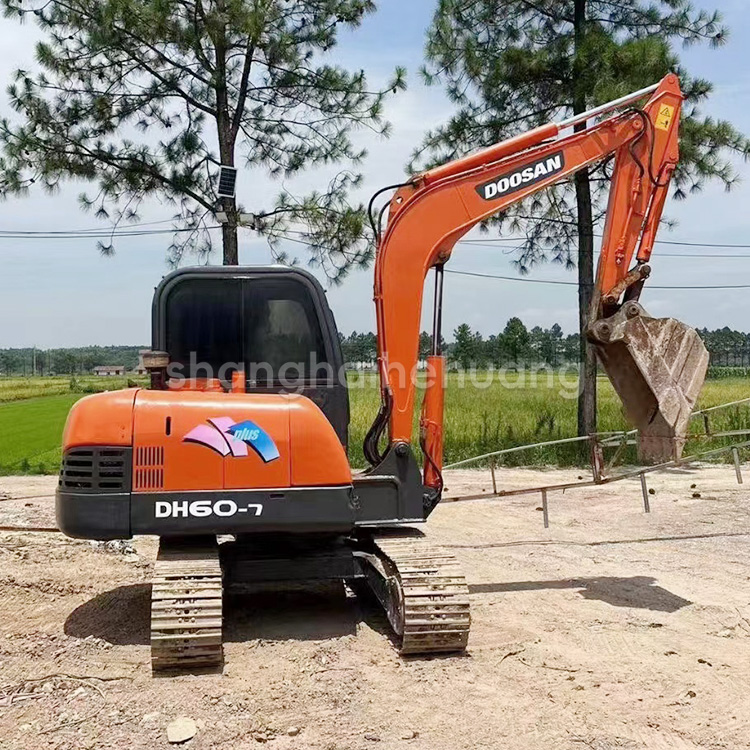 Doushan DH60-7 Tracked Excavator Used Doosan Dh60-7 Excavator