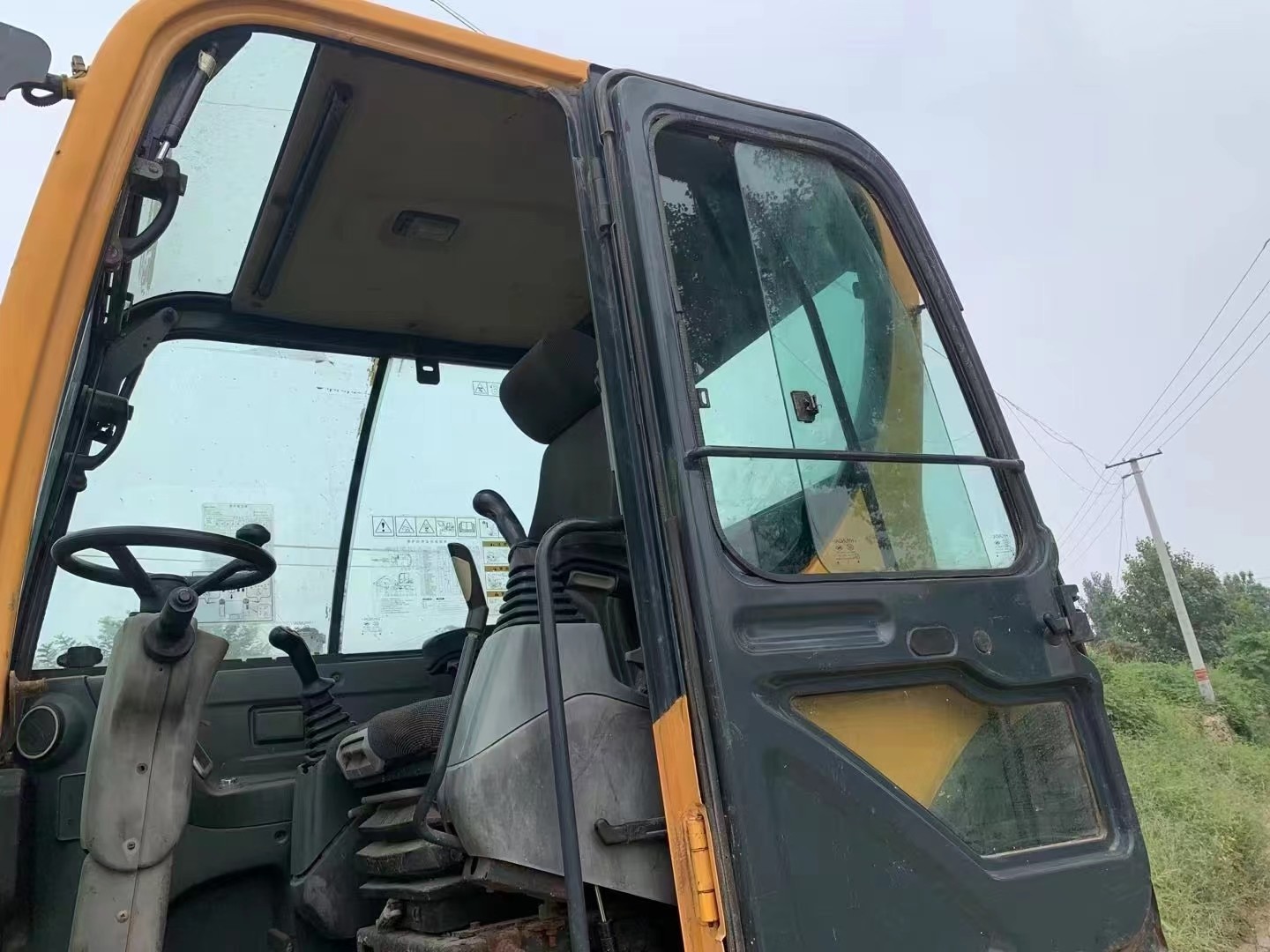 Used Wheel Excavator Hyundai 60W-9 Bucket capacity max. 0.21 m3