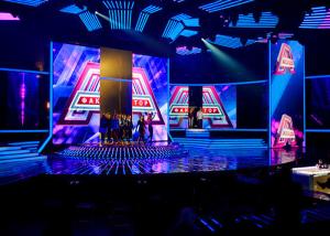 Quality Full Color P4 Indoor Rental LED Display SMD2121 Super Slim Cabinet Stage Application wholesale
