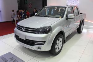 Quality Left Hand Steering 150HP 2nd Hand Pickup Truck , 110KW Small 4 Door Pickups wholesale