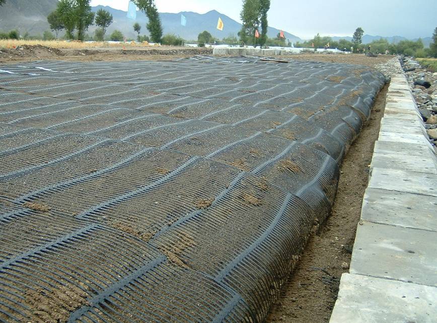 CE/ISO9001 Certified HDPE Uniaxial Geogrid for Retaining Wall Reinforcement Black