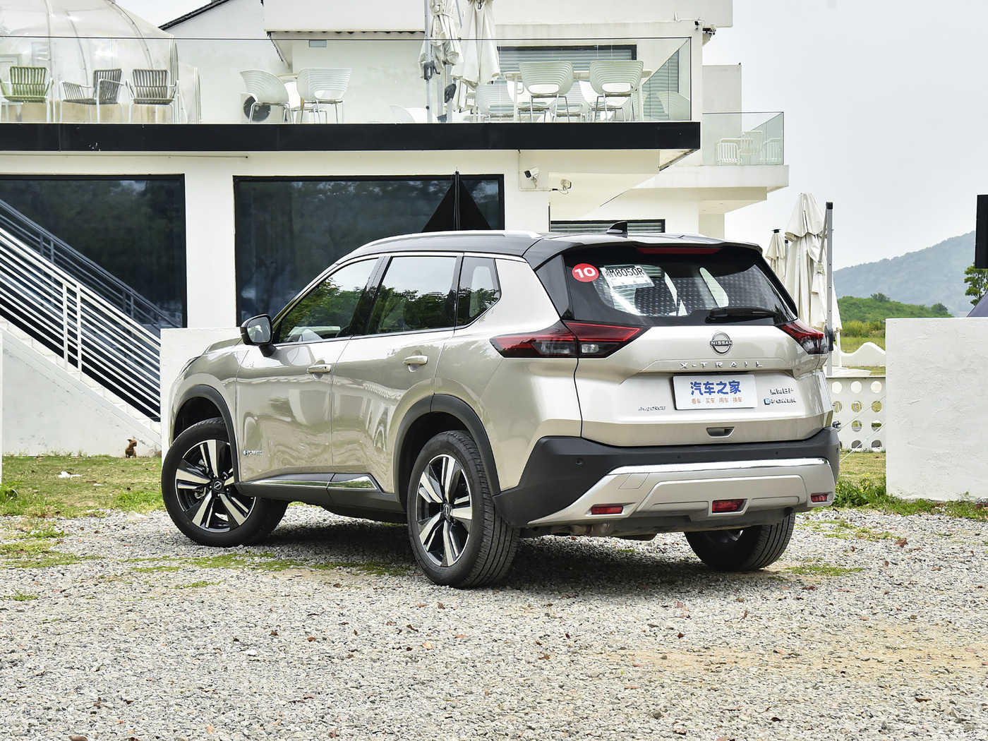 Nissan X Trail Hybrid E-Power Dual Motor 4WD Petrol Electric Luxury Max and Length * Width * Height 4770*1895*1689mm