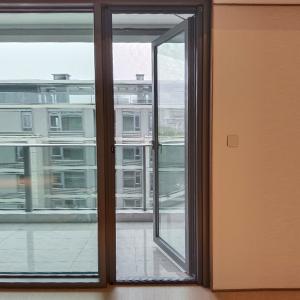 Quality Retractable Mosquito Net Sliding Roller Screen Door Flame Retardance wholesale