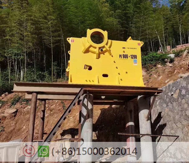 Hydraulic Casting PE Jaw Crusher 300mm Feeding Rock Jaw Crusher