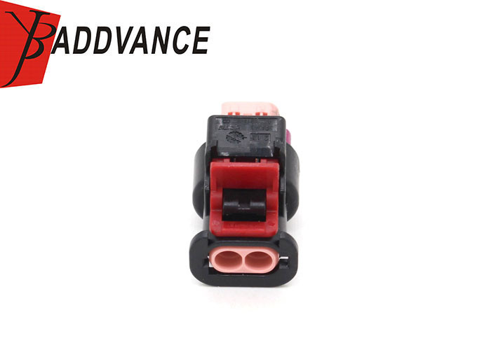 2236114-1/4K0973702B TE Connectivity AMP Connectors 2 Pin Female Waterproof