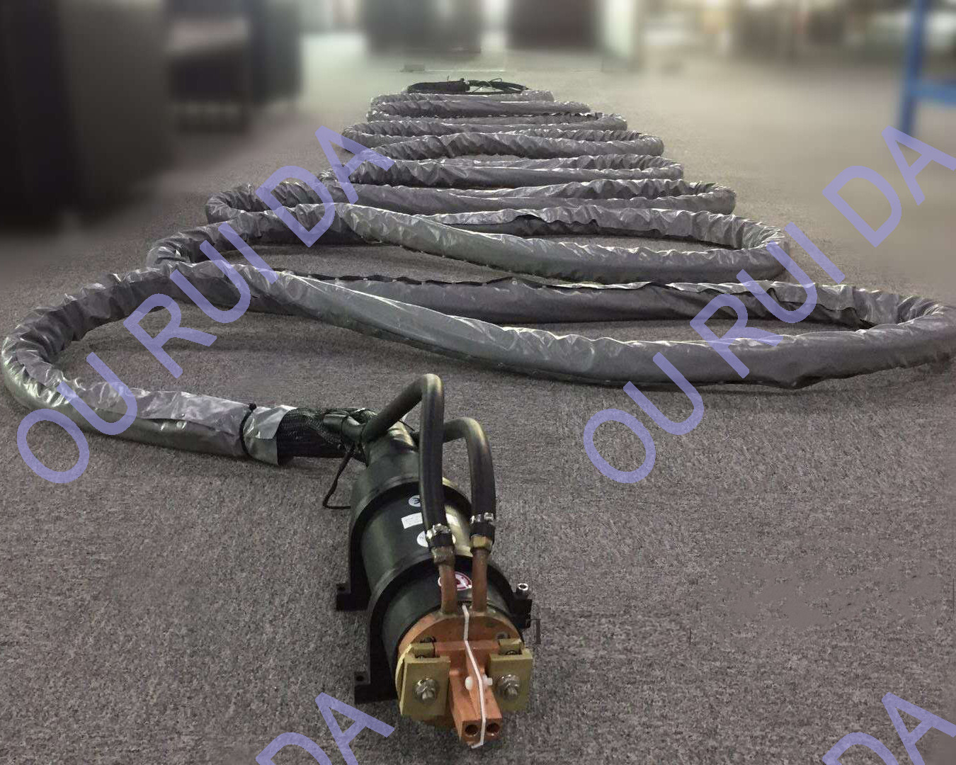 400V CE Certification Protable Induction Heating Generator For Unlocking Bolts And Nuts