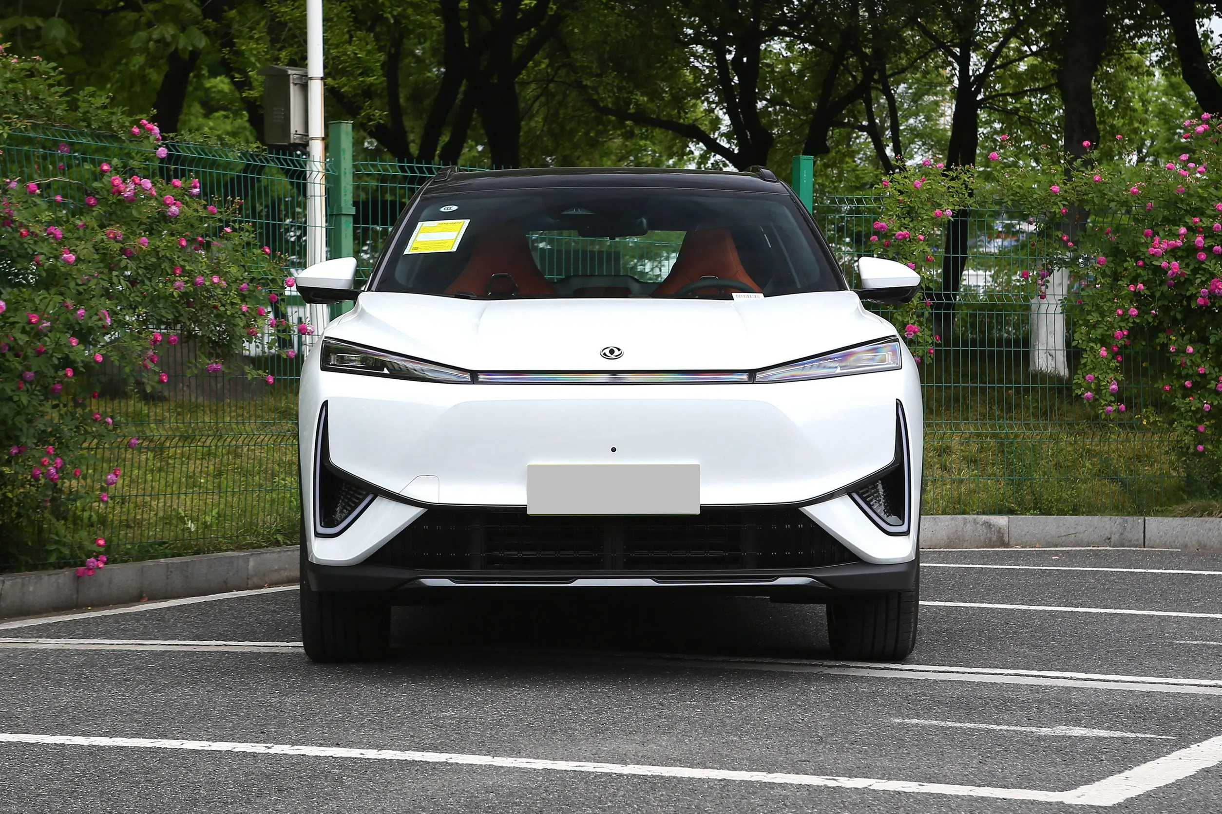 Plug-in Hybrid Dongfeng L7 EV 518 Pro Long-Range Electric SUV Mini Car Fast Charge 0.43 Hours Dongfeng Energy Vehicles