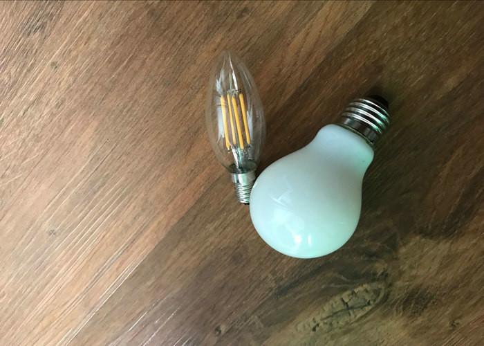 Low Wattage 2 Watt Led Filament Bulb 5000k 200lm Transparent With E12 Base