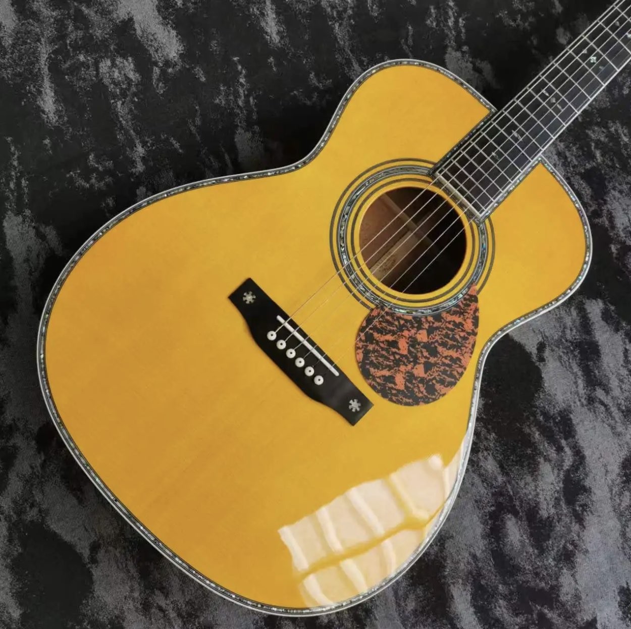 Custom 40 "full solid wood OM42 series yellow acoustic guitar Martin guitar style
