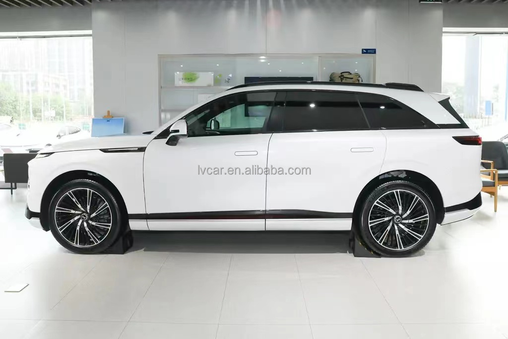 High Speed Electric SUV Car 2023 Xpeng G9 with Panoramic Sunroof and 702km Range