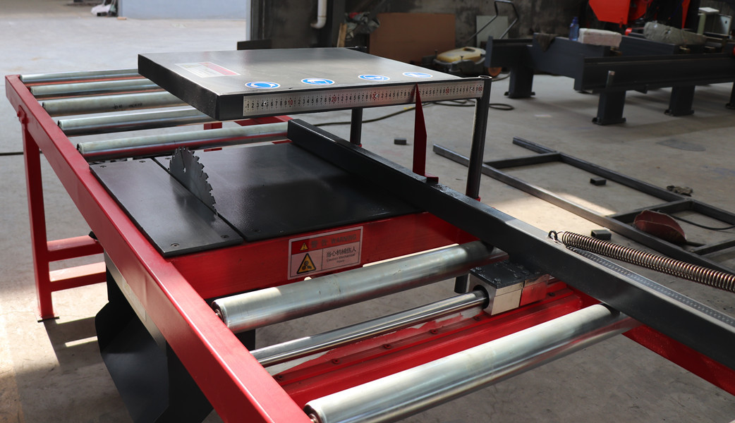 Board Edger Multiple Blade Ripsaw Twin Blades Circular Saw Mill Machine