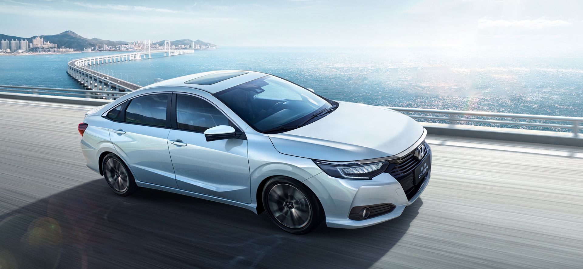 Guangqi Honda Crider Speed 190km/h 4 Door 5 Seat Gas Petrol Car without Touch Screen
