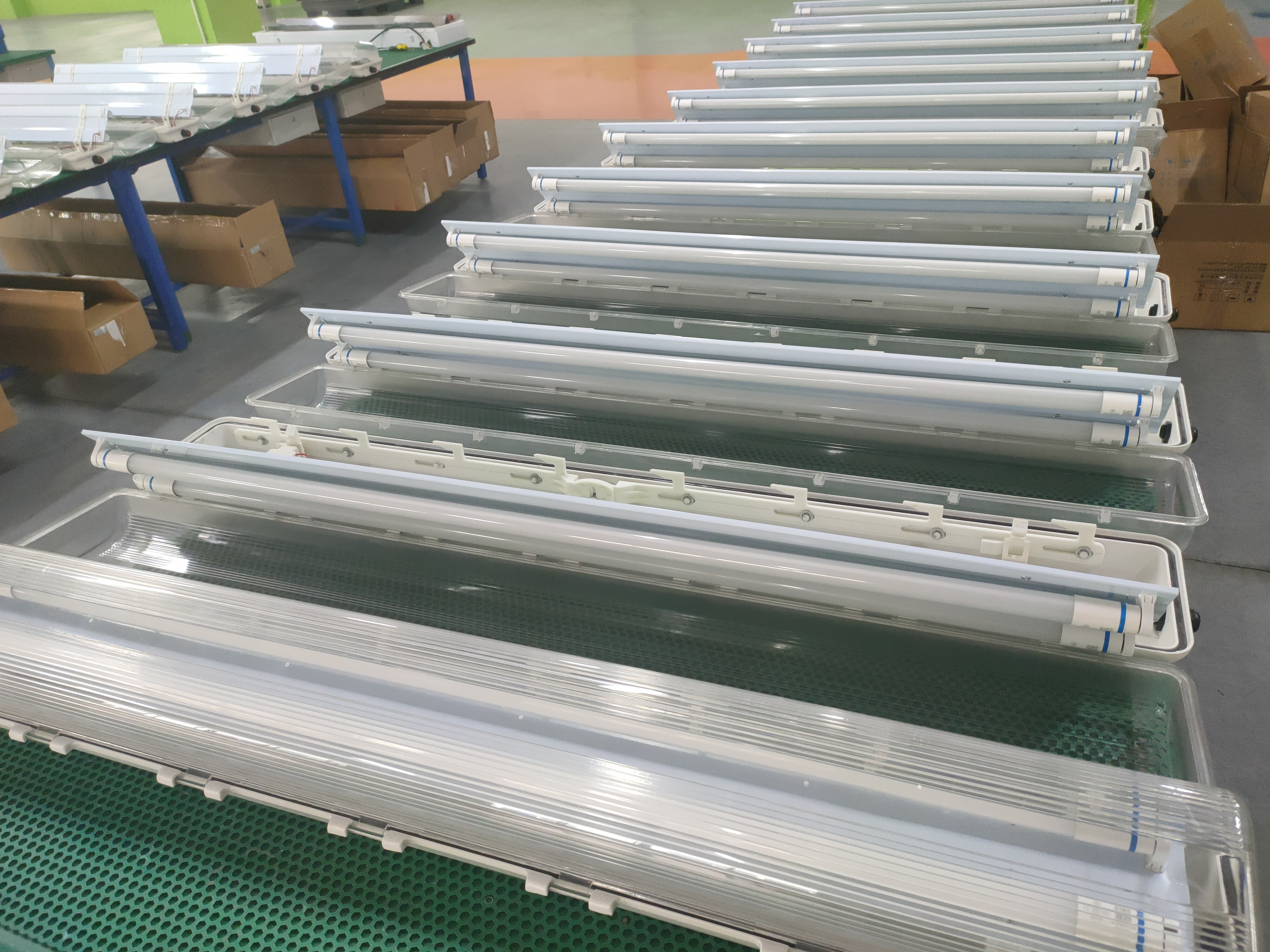 Factory Supply 18w 27w 36w Linear Led Explosion Proof Light 1.2m 100lm/w 110VAC IP66 5 Years Warranty Atex