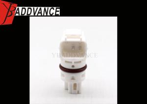 Quality Top Quality Electric White 4 Pin Male Fuel Pump Harness Connector For Nissan wholesale