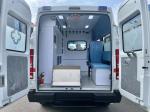 Medical Van Transportation Emergency Ambulance Car GVW 3300 Kgs