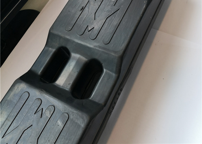 Vibration Resistence 600mm Excavator Rubber Track Pads