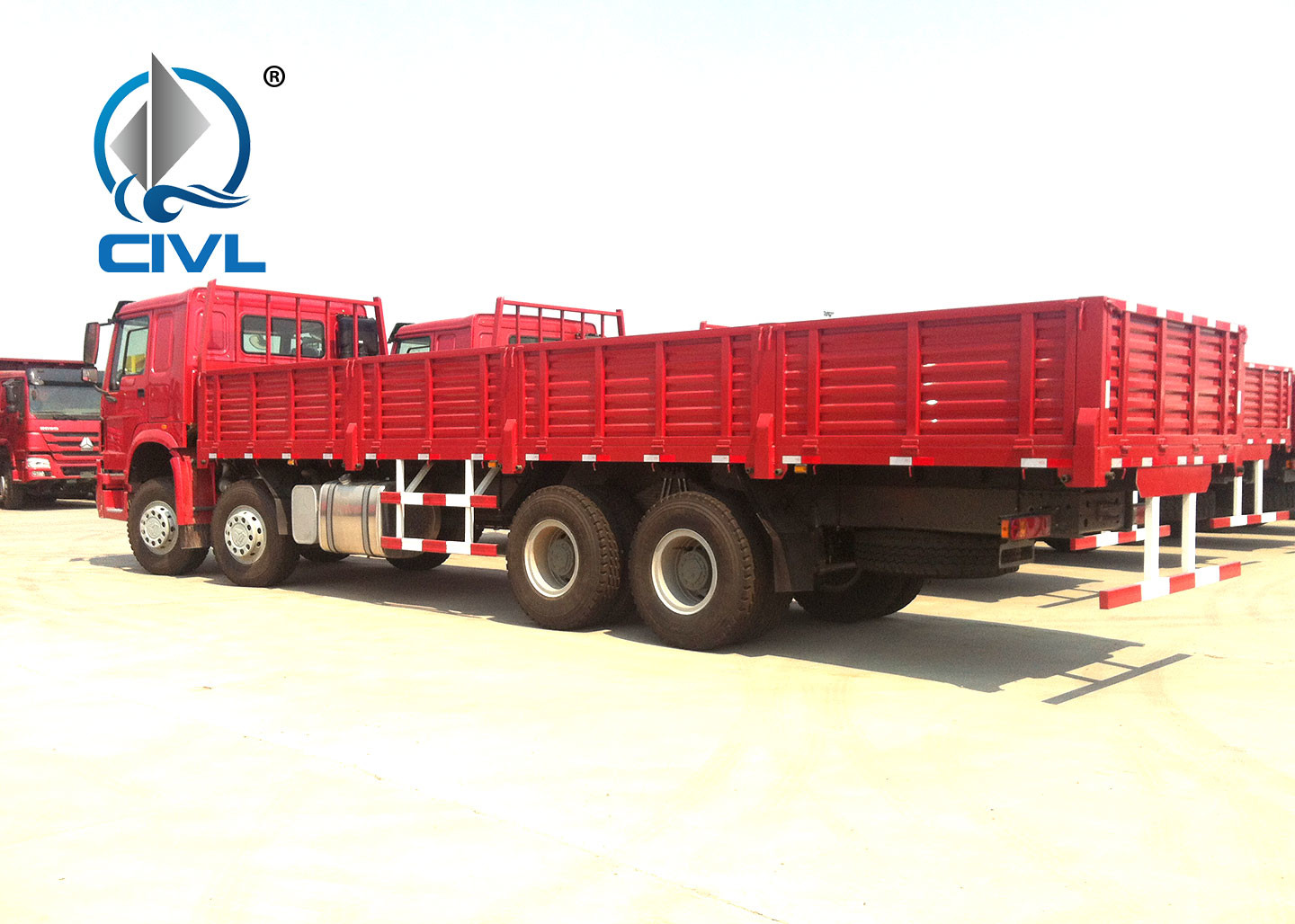 SINOTRUK HOWO 8 x 4 Heavy Cargo Truck 40ton Cargo Truck Heavy Duty Trucks