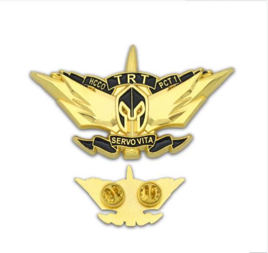 Custom Logo Fashion Metal Craft Brass Soft/Hard Enamel Badge Gold Silver Emblem