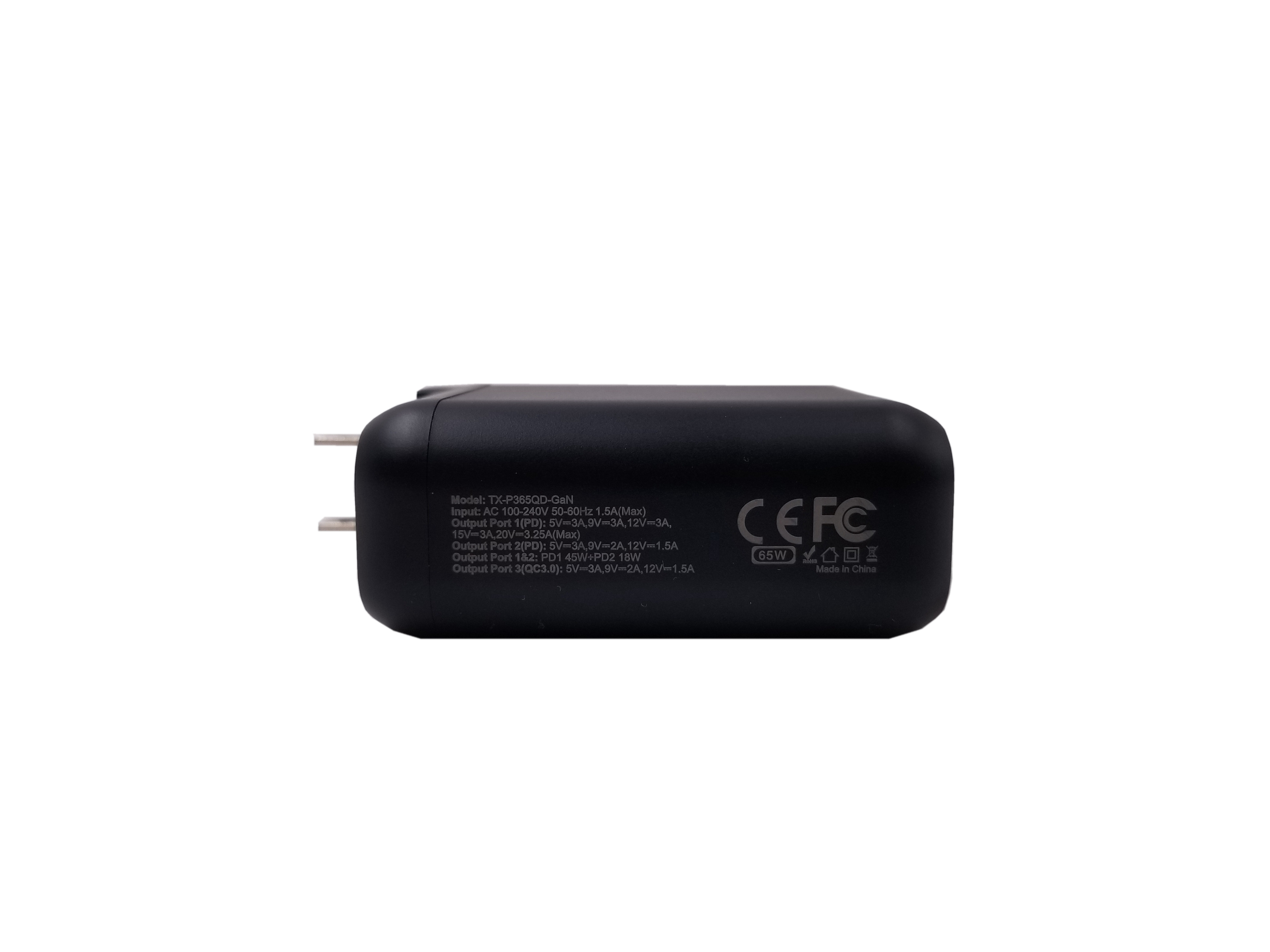 ABS PC Tablet 65W 3 Ports Fast Charging GAN Wall Charger