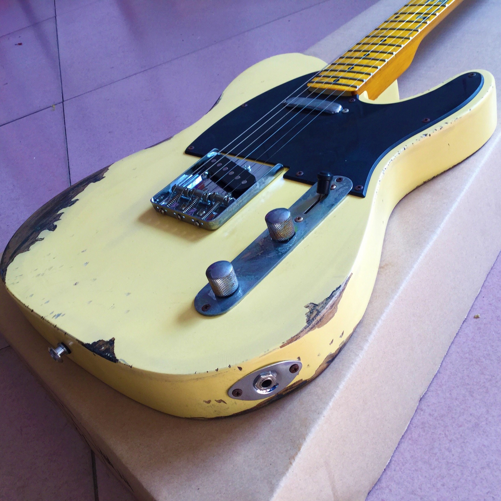Custom Cream Color Handed Relic TELE Electric Guitar Customized Logo is Available