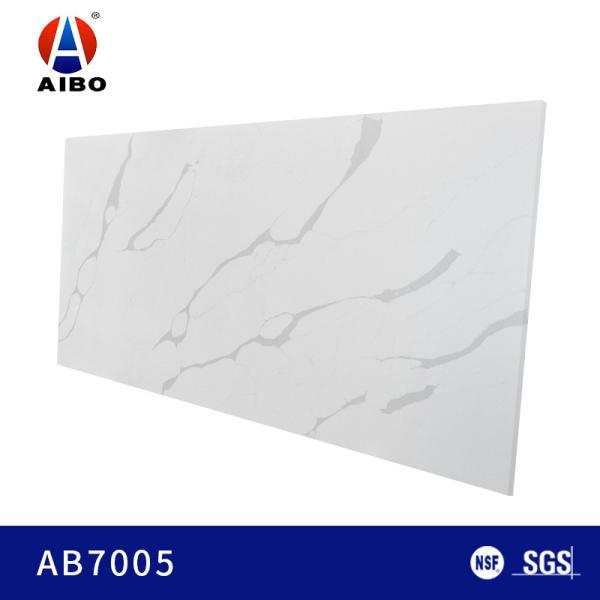 Interior Flooring Anti Slip 19.6㎏/㎡ Engineered Quartz Stone For Building