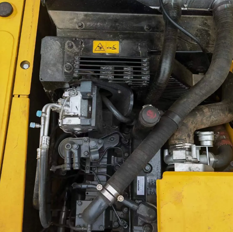 Low Price Used Japan Original Used Large Komatsu PC130 Best-selling 13 ton