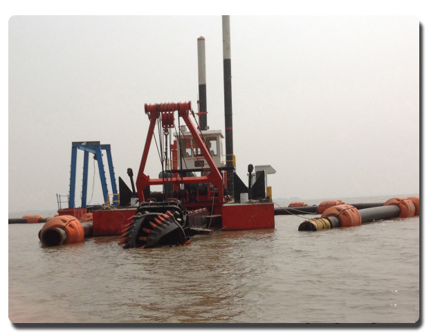 Heavy Duty Sludge dredger ship With Centrifugal Slurry Pump 500 Cubic Meters Per Hour
