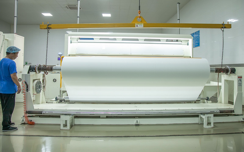 Embossed 40g/M² Garment Spunlace Nonwoven Cloths