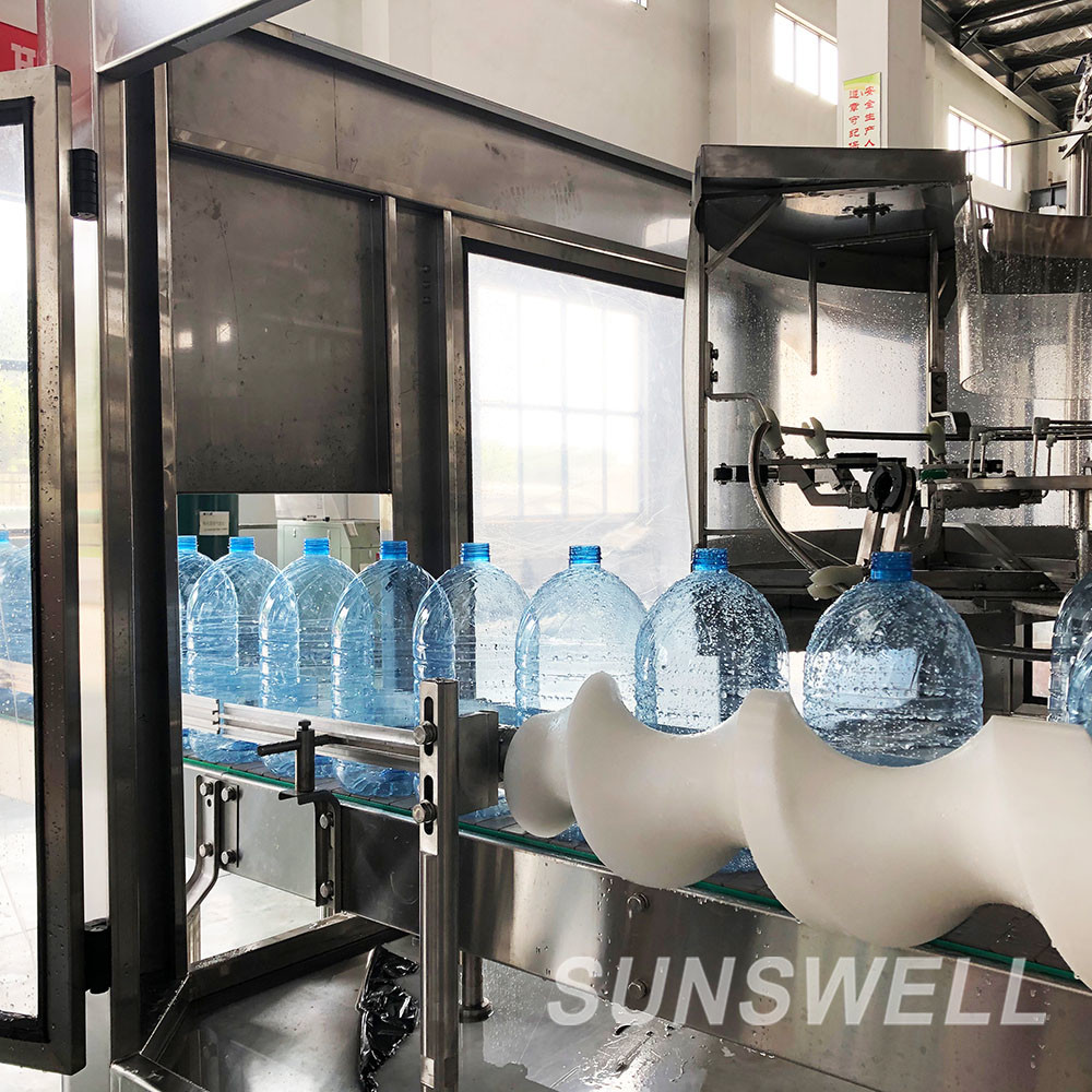 5L Bottled Water Filling Machine Automatic Mineral Water 4000BPH