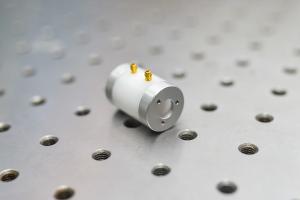 Quality 100 x 100mm2 DKDP Pockels Cell Q Switch For Low Repetition Rate DPSS Nd YAG Lasers wholesale