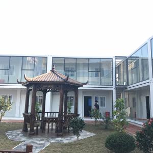 Quality OEM Flat Pack Container House Residential Mobile Wind Resistant Homes wholesale