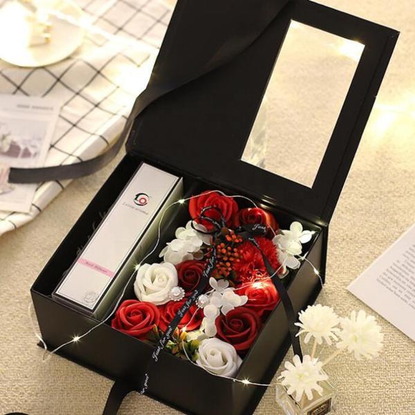Hot Sale Window Flower Box Luxury Center Parting Packaging Flower Boxes Wedding