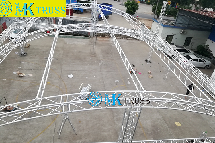 Fashionable Aluminum 6082-T6 Flat Circle Roof Truss System for Event Setup and Design
